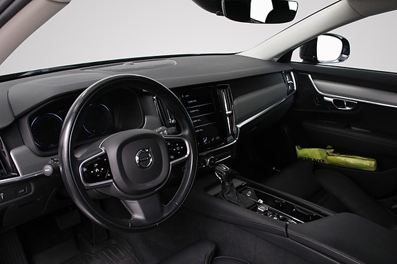 Volvo V90 Cross Country 19 of 30