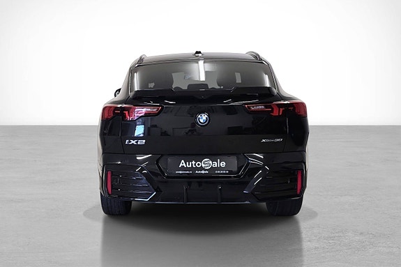 BMW iX2 5 of 30