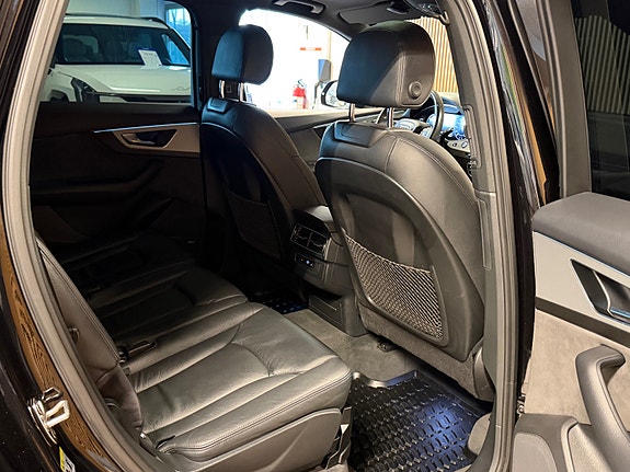 Audi Q7 22 of 26