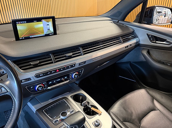 Audi Q7 17 of 26
