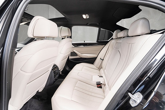 BMW 530d 28 of 30