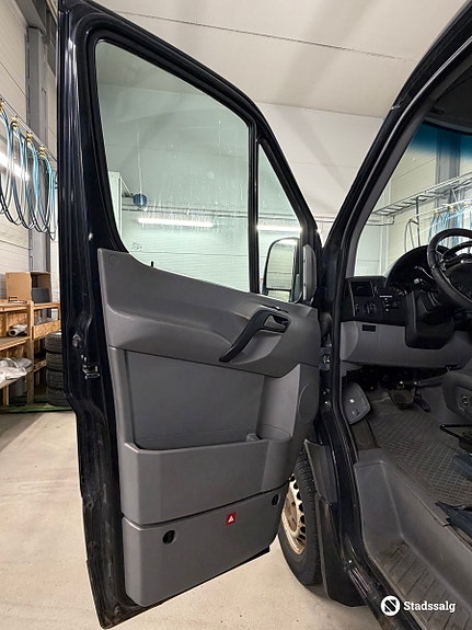Mercedes-Benz SPRINTER 9 of 10