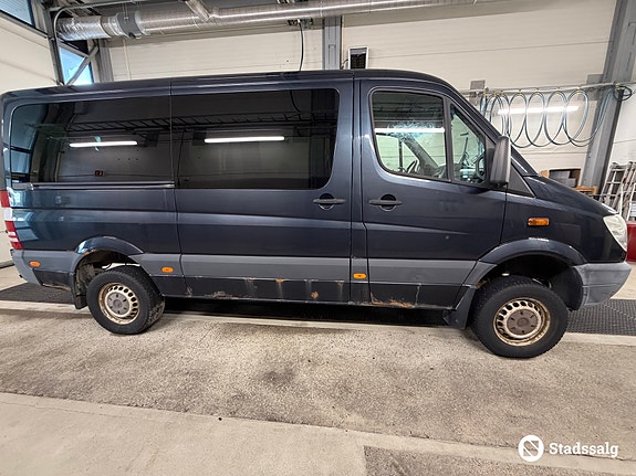 Mercedes-Benz SPRINTER 4 of 10