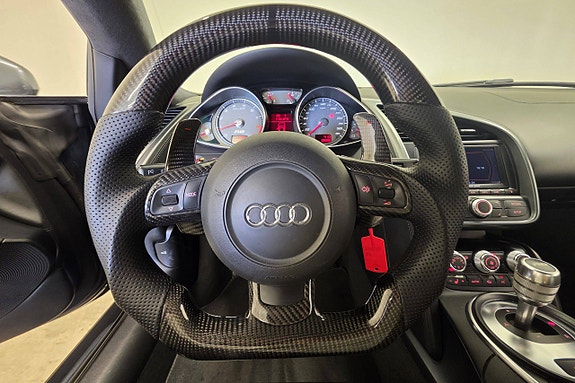 Audi R8 14 of 26