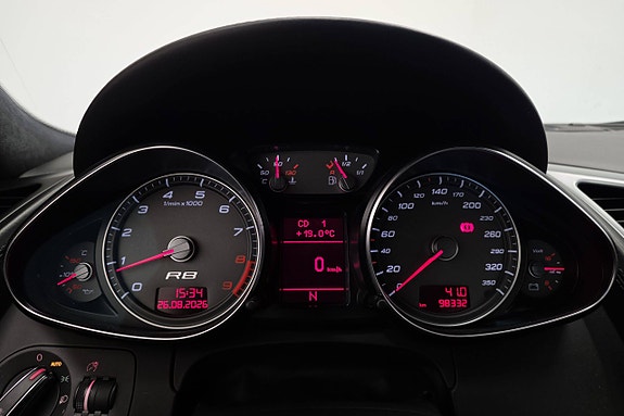 Audi R8 17 of 26