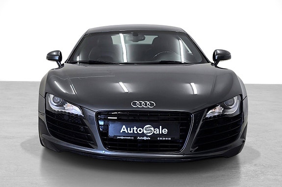 Audi R8 9 of 26