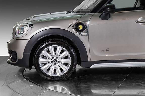 MINI Countryman Cooper SE 9 of 23