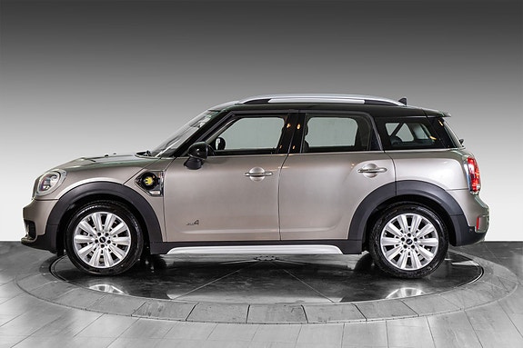 MINI Countryman Cooper SE 4 of 23
