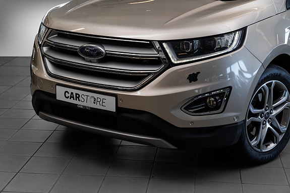 Ford Edge 2 of 26