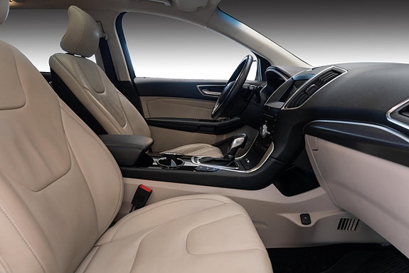 Ford Edge 24 of 26