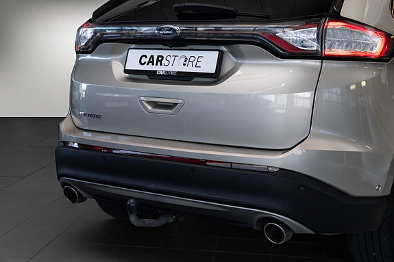 Ford Edge 6 of 26