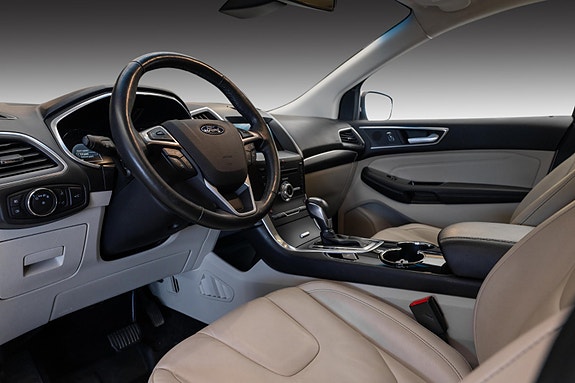 Ford Edge 21 of 26