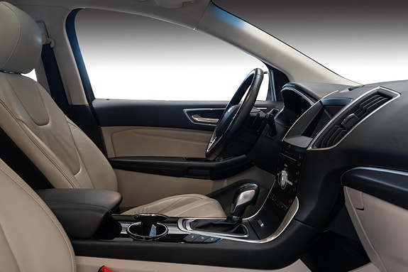 Ford Edge 25 of 26