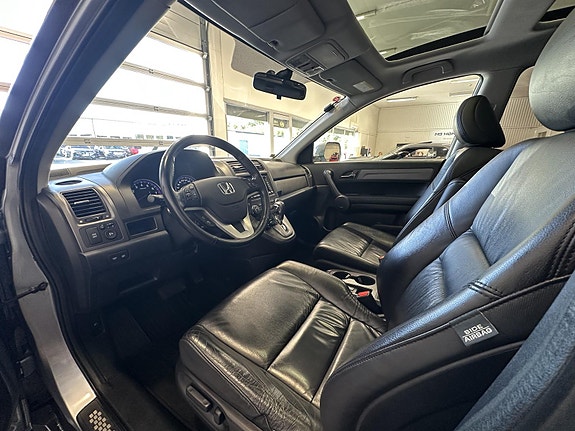 Honda CR-V 8 of 23