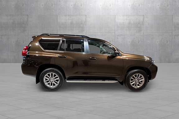 Toyota Land Cruiser 6 of 29
