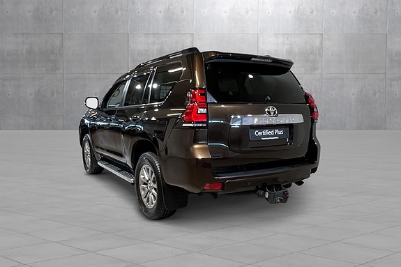 Toyota Land Cruiser 3 of 29