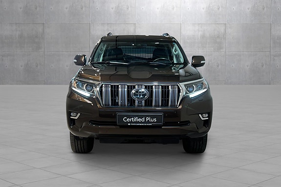 Toyota Land Cruiser 8 of 29