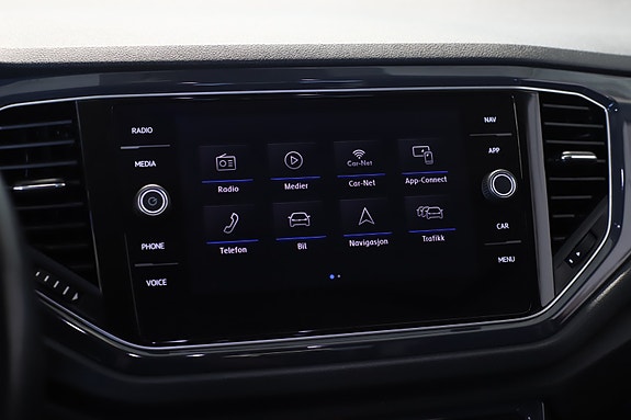 Volkswagen T-Roc 23 of 30
