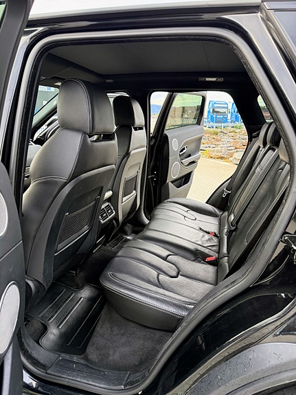 Land Rover Range Rover Evoque 10 of 14