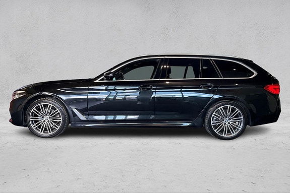 BMW 520d 2 of 29