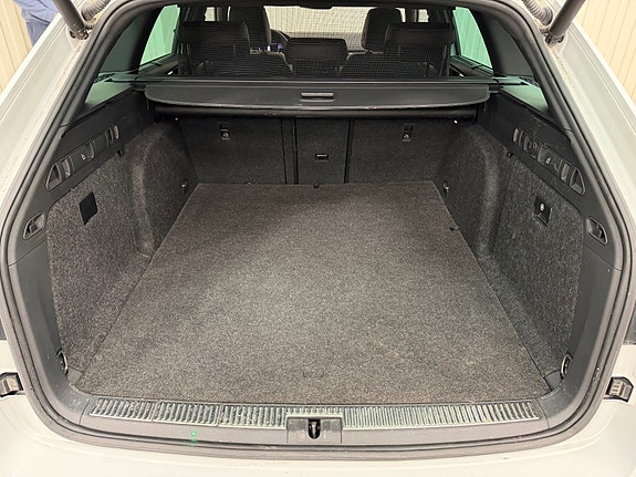 Skoda Superb 27 of 27