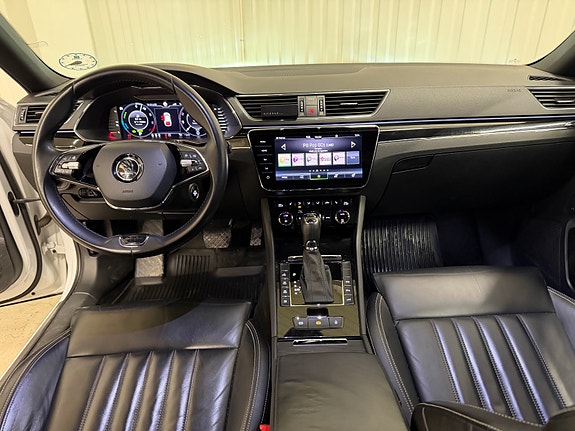 Skoda Superb 7 of 27
