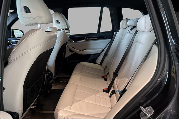 BMW X3 16 of 29