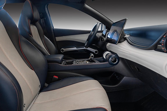 BYD Atto 3 24 of 28