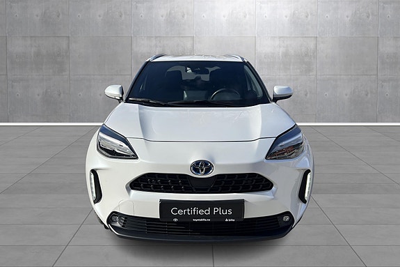 Toyota Yaris Cross 8 of 24