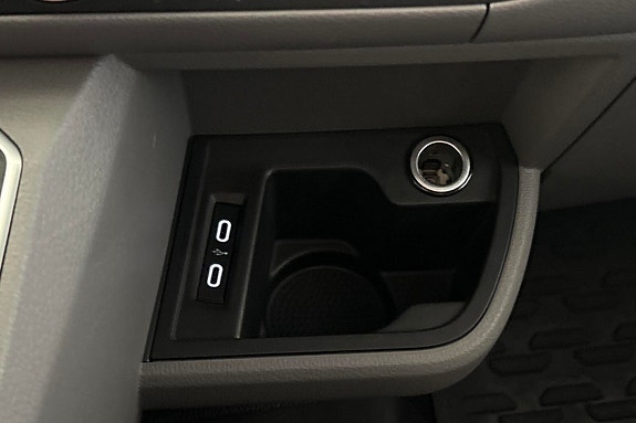 Volkswagen Transporter 19 of 26