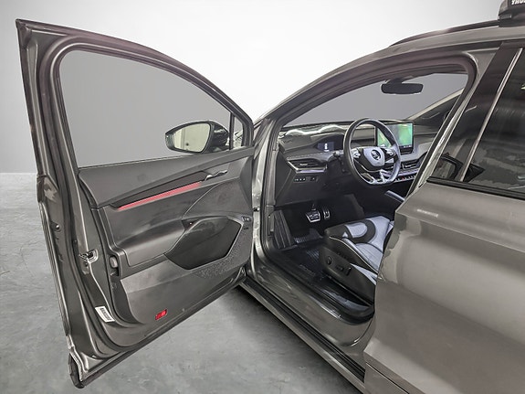 Skoda Enyaq RS 9 of 30