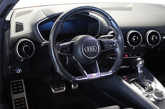 Audi TT 18 of 30