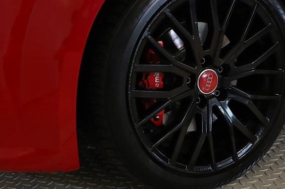 Audi TT 16 of 30