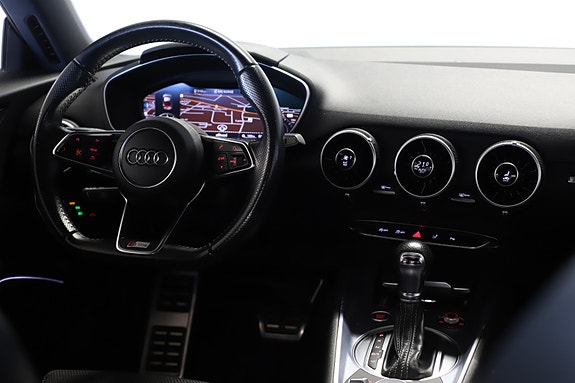 Audi TT 17 of 30