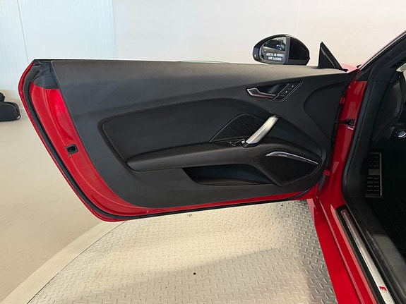 Audi TT 28 of 30