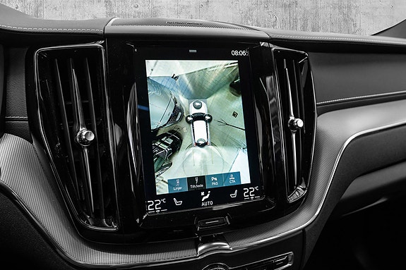 Volvo XC60 22 of 30