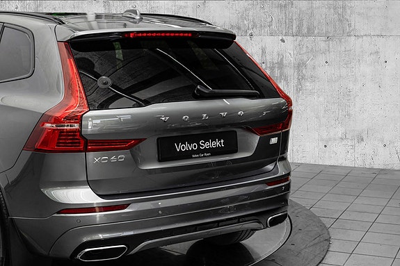 Volvo XC60 7 of 30