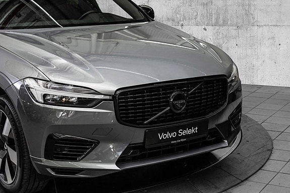 Volvo XC60 3 of 30