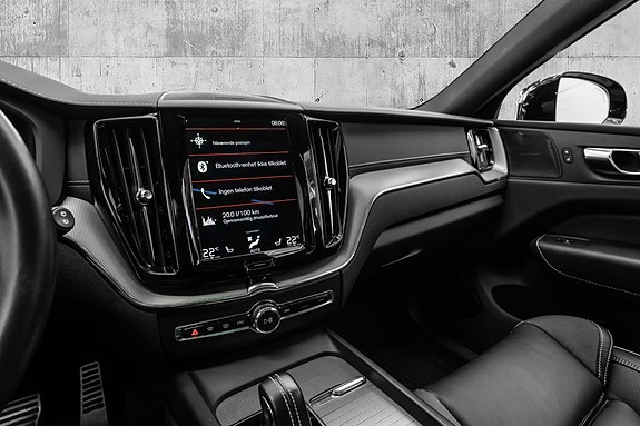 Volvo XC60 19 of 30