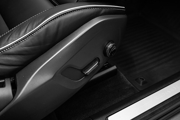 Volvo XC60 28 of 30