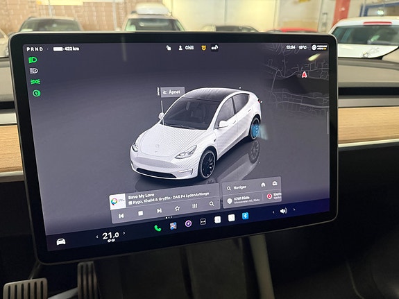 Tesla Model Y 19 of 30