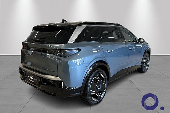 Peugeot e-5008 6 of 30