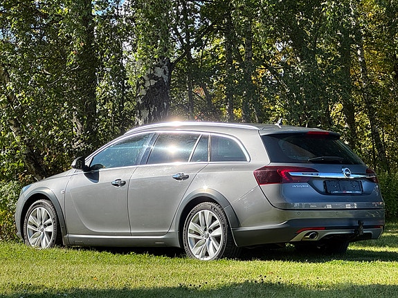 Opel Insignia Country Tourer 9 of 23