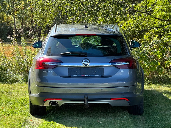 Opel Insignia Country Tourer 8 of 23