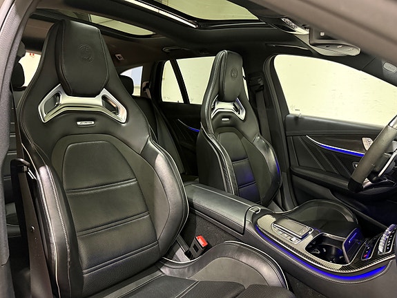 Mercedes-Benz E63 28 of 30