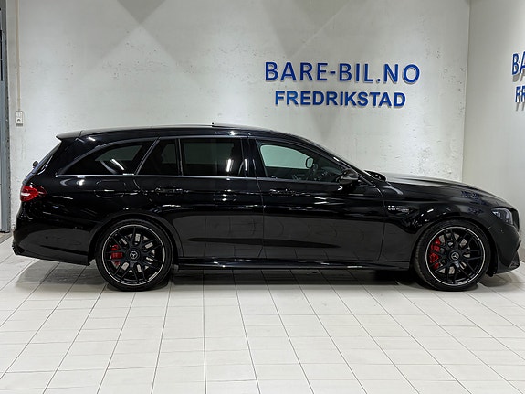 Mercedes-Benz E63 10 of 30