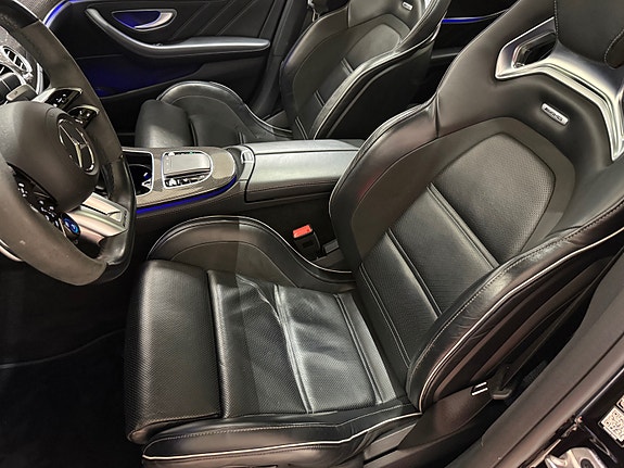 Mercedes-Benz E63 30 of 30
