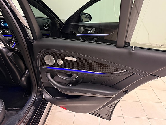 Mercedes-Benz E63 21 of 30