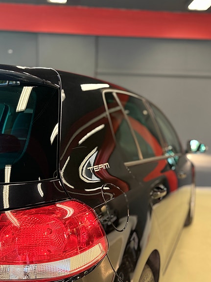 Volkswagen Golf VI 12 of 30