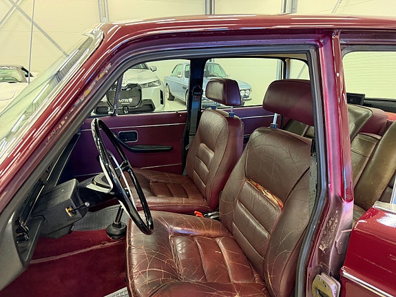 Volvo 164 19 of 30